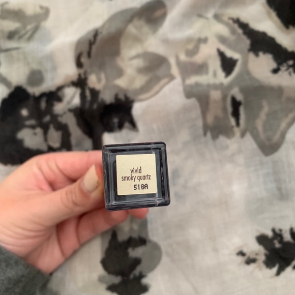 Stila shimmer and glow liquid eyeshadow - Picture 2 of 4